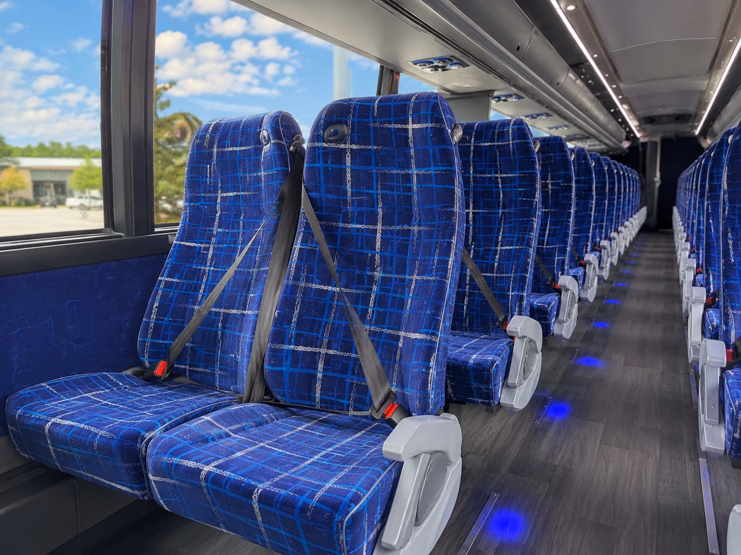 charter bus transfers between billings and bozeman yellowstone international airport bzn