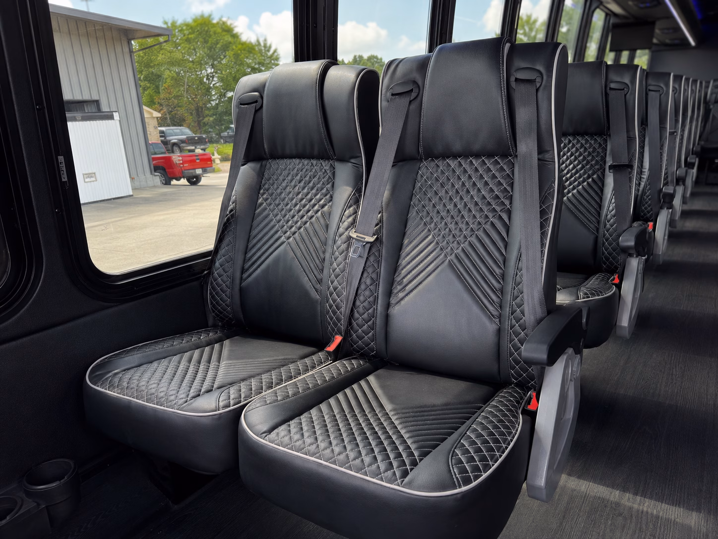 easy bus rentals for msub yellowjackets athletics and local high school playoffs